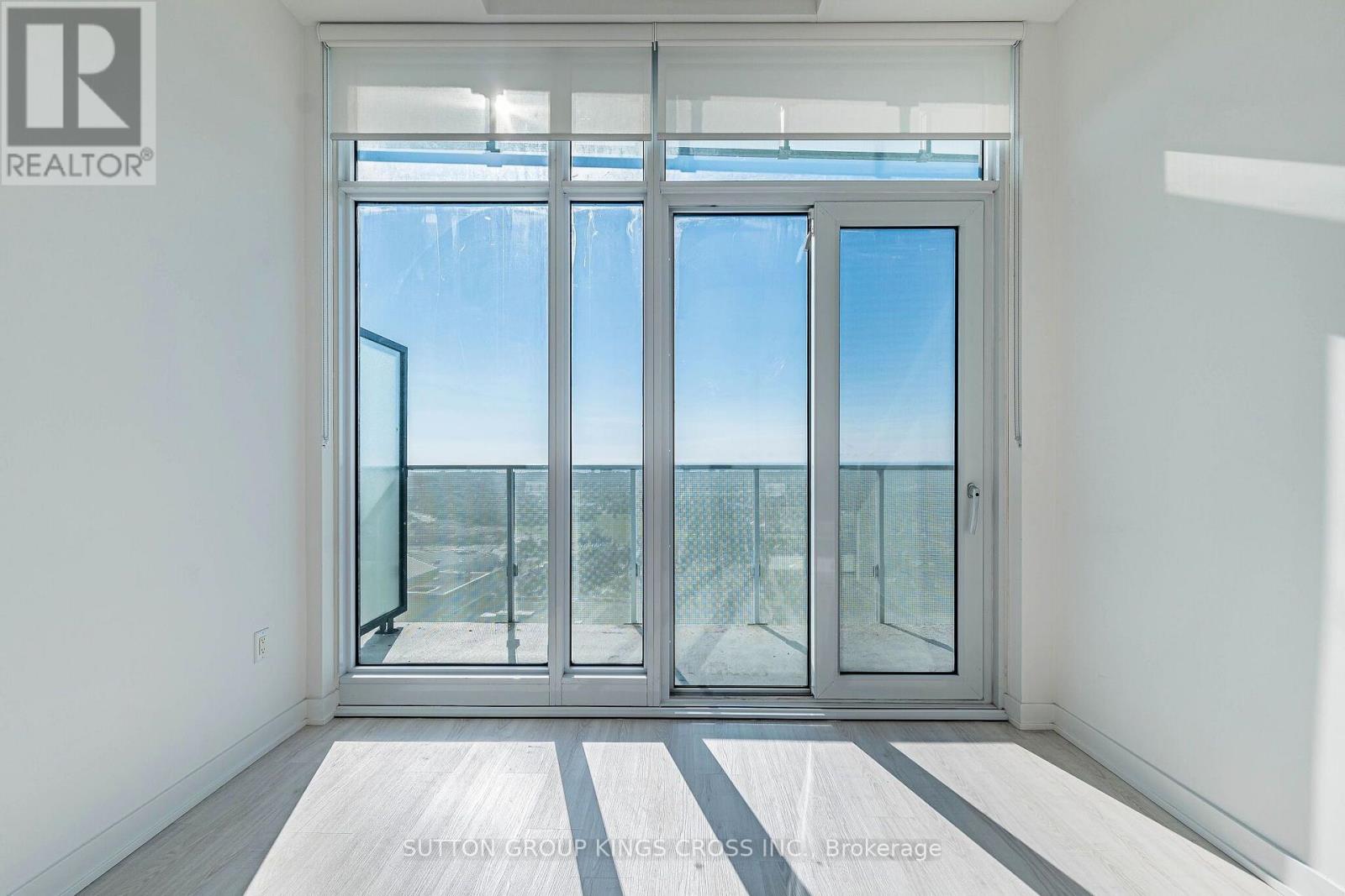 2504 - 3883 Quartz Road Property Photo 12