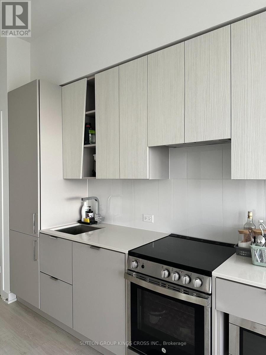 2504 - 3883 Quartz Road Property Photo 13