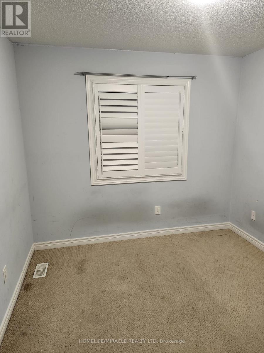12 Pearman Crescent Property Photo 15