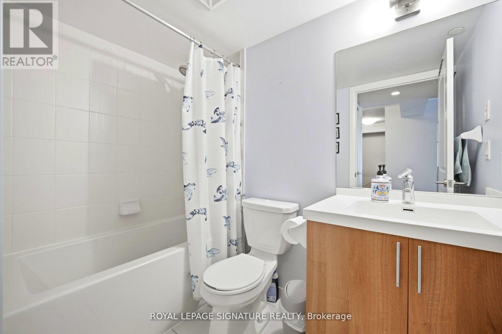 926 - 2 Eva Road E Property Photo 20