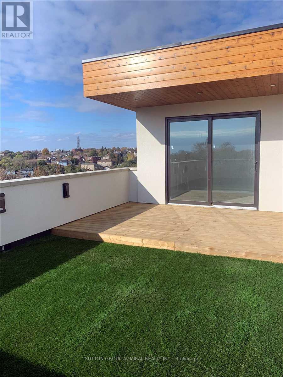 201 - 15 Ennerdale Road Property Photo 16