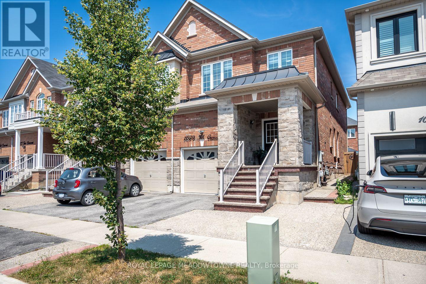 1079 Job Crescent Property Photo 1