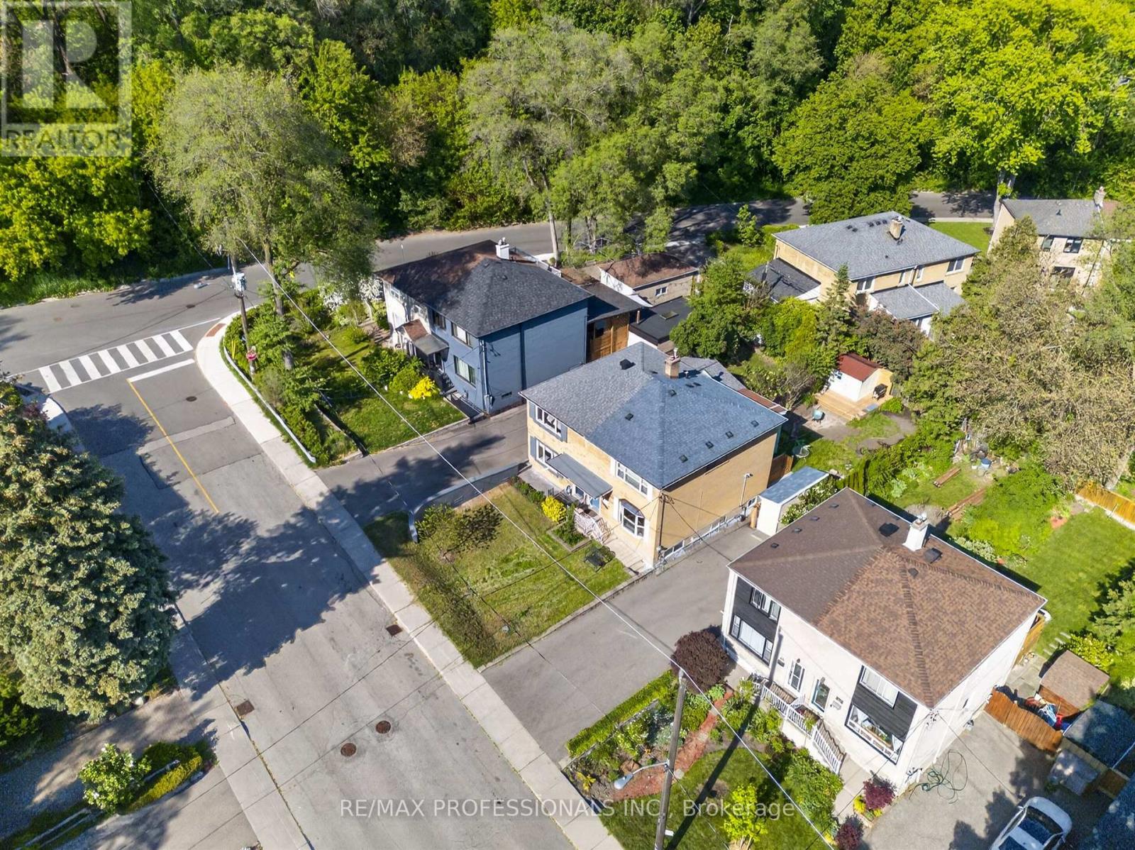 69 Skylark Road Property Photo 1