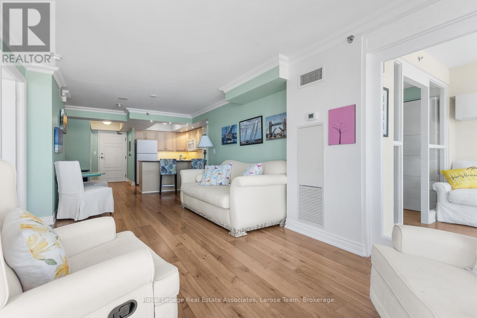 2101 - 3 Marine Parade Drive Property Photo 10