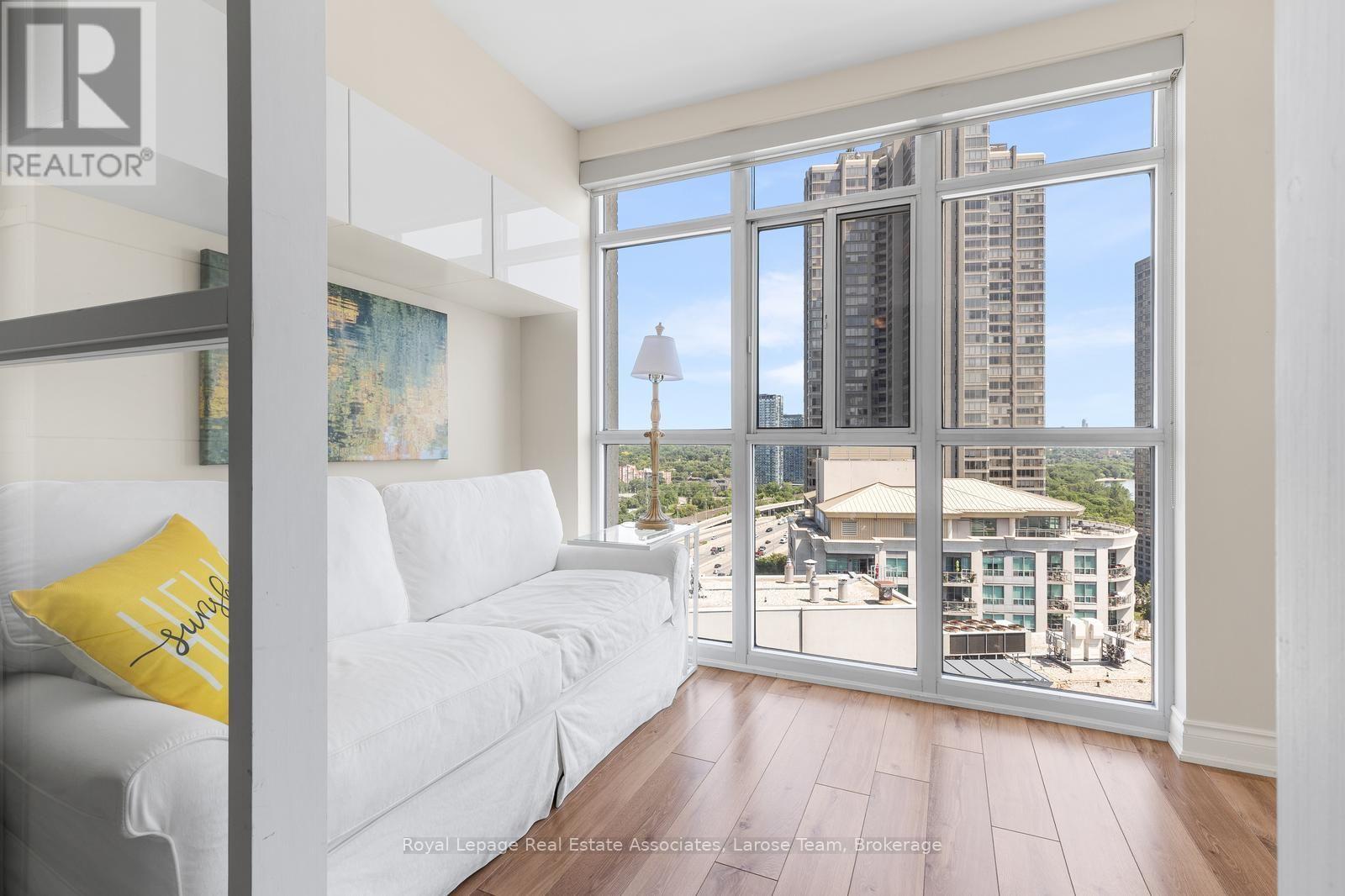 2101 - 3 Marine Parade Drive Property Photo 15