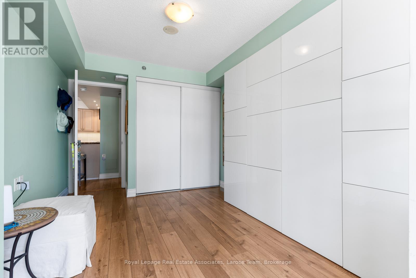2101 - 3 Marine Parade Drive Property Photo 18