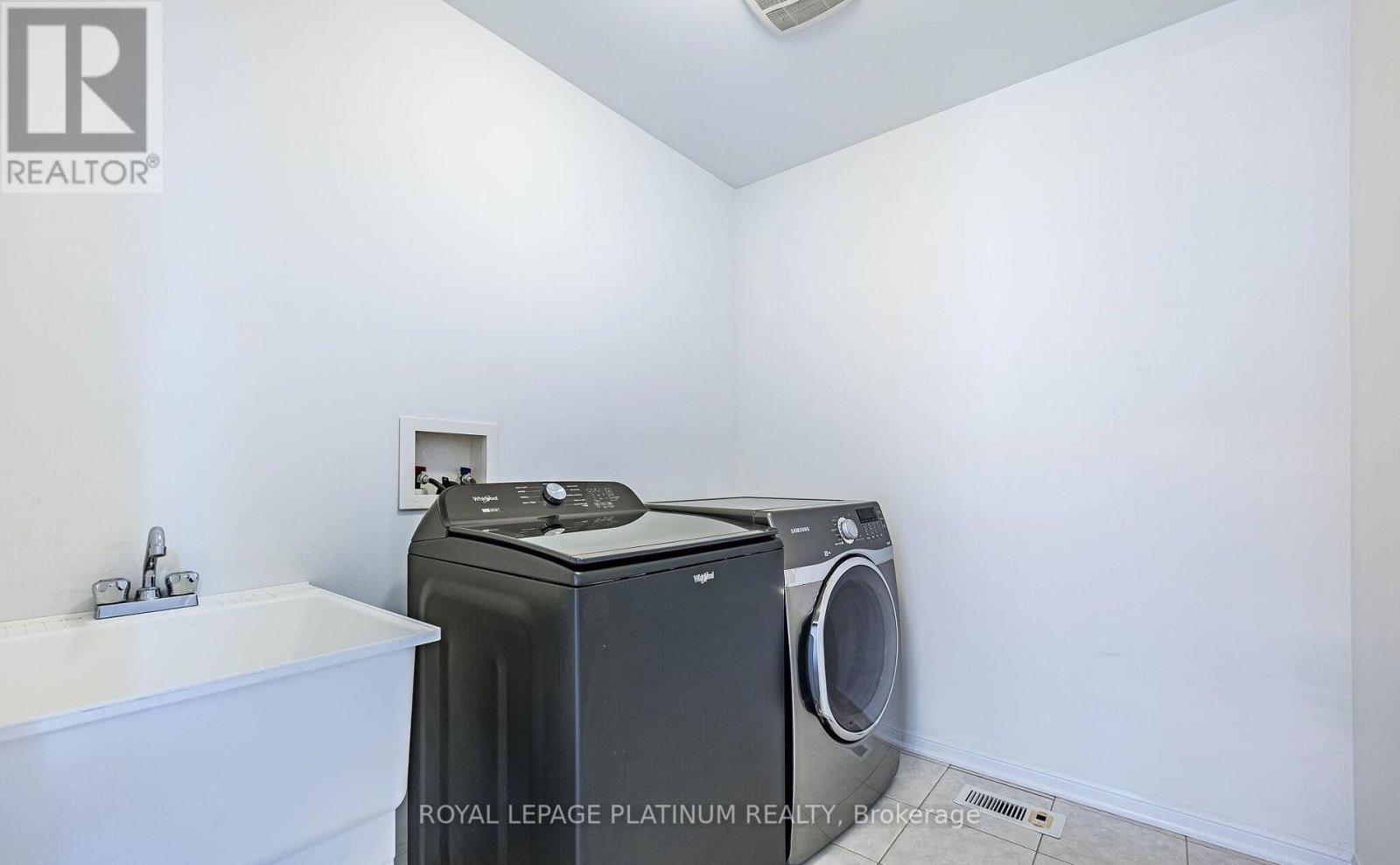 43 Arkwright Drive Property Photo 28
