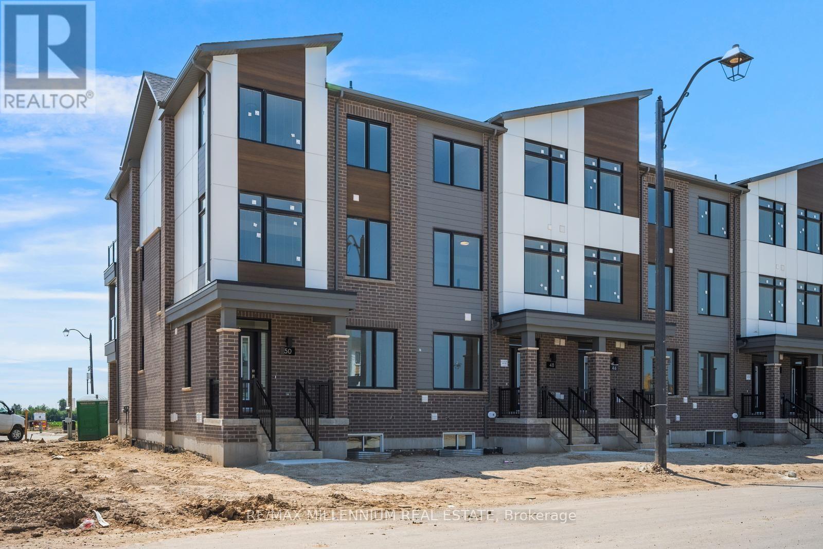 Main - 50 Thornbird Crescent Property Photo 1