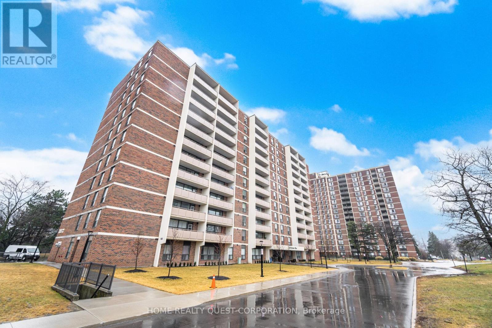 605 - 3120 Kirwin Avenue Property Photo 1