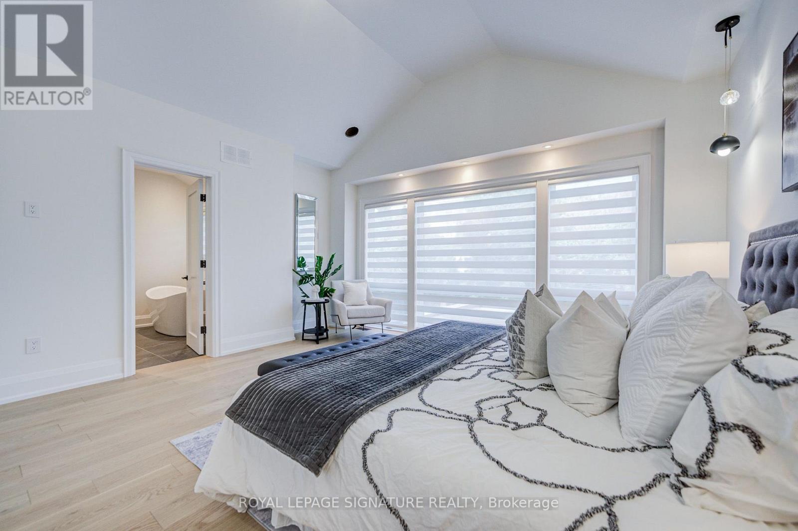 971 Filmandale Road Property Photo 15