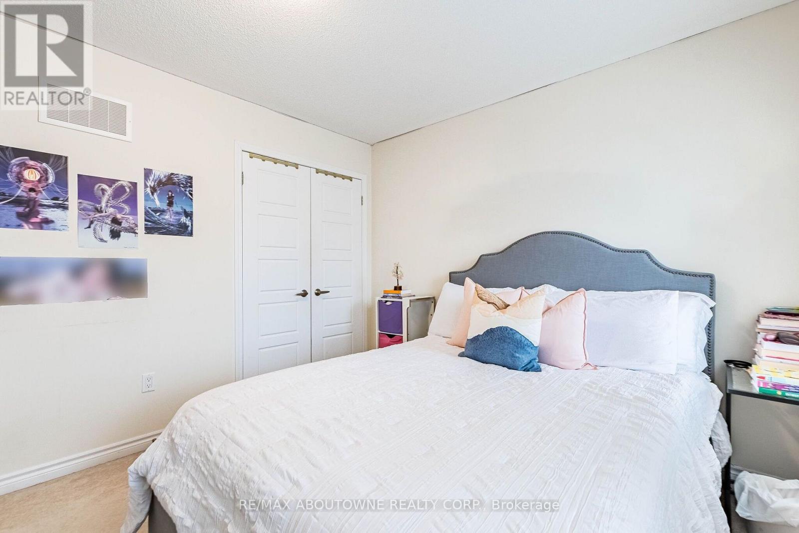 1239 Mulroney Heights Property Photo 42