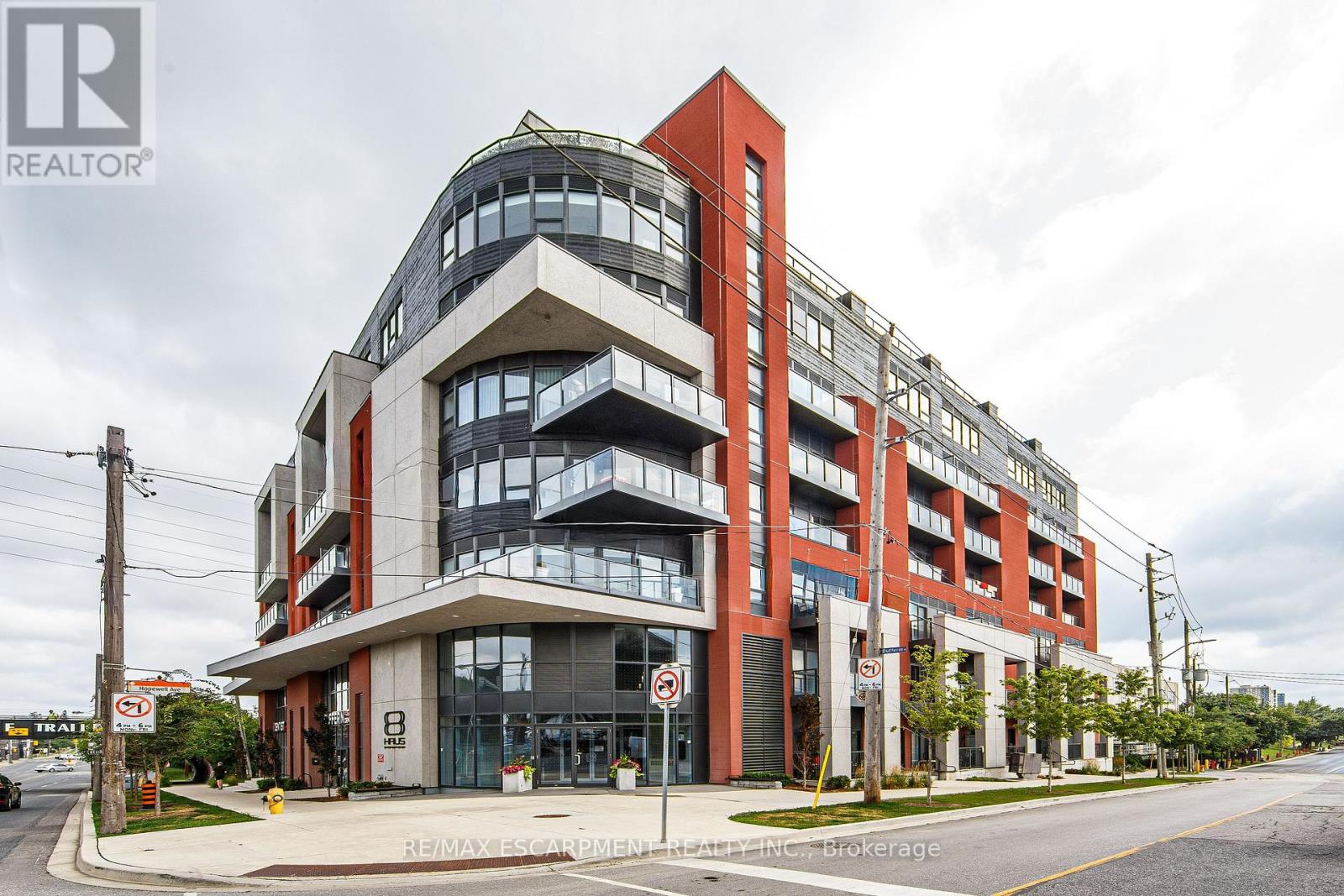 112 - 2433 DUFFERIN STREET Property Photo 1