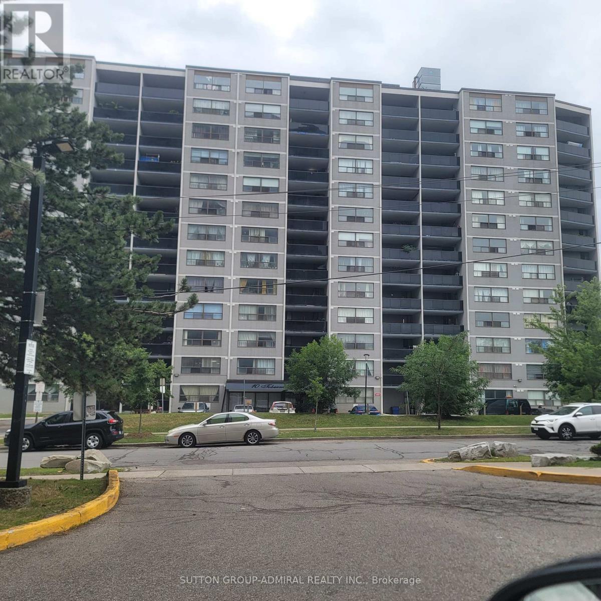 802 - 10 Tobermory Drive Property Photo 1
