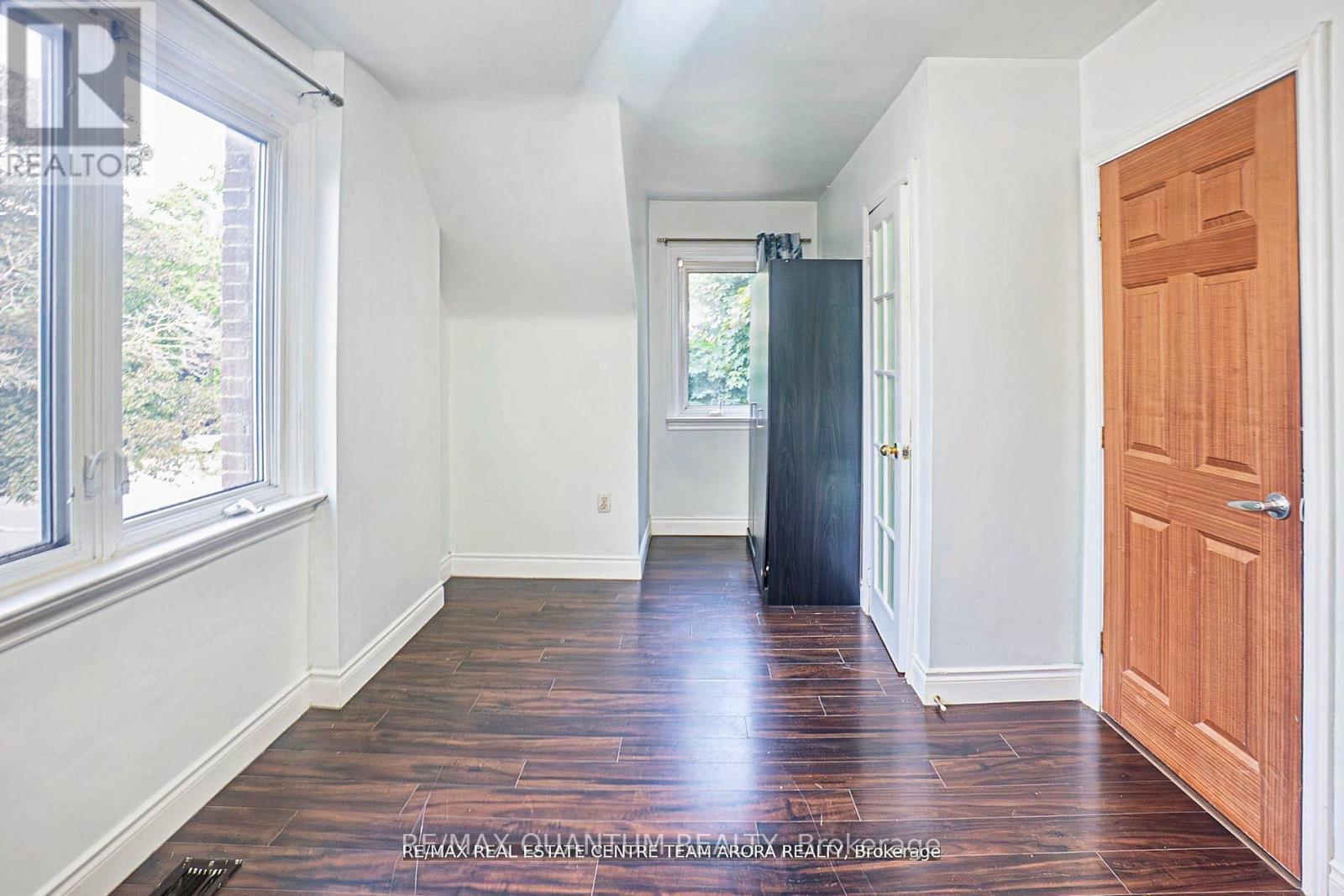 76 Mccaul Street Property Photo 14