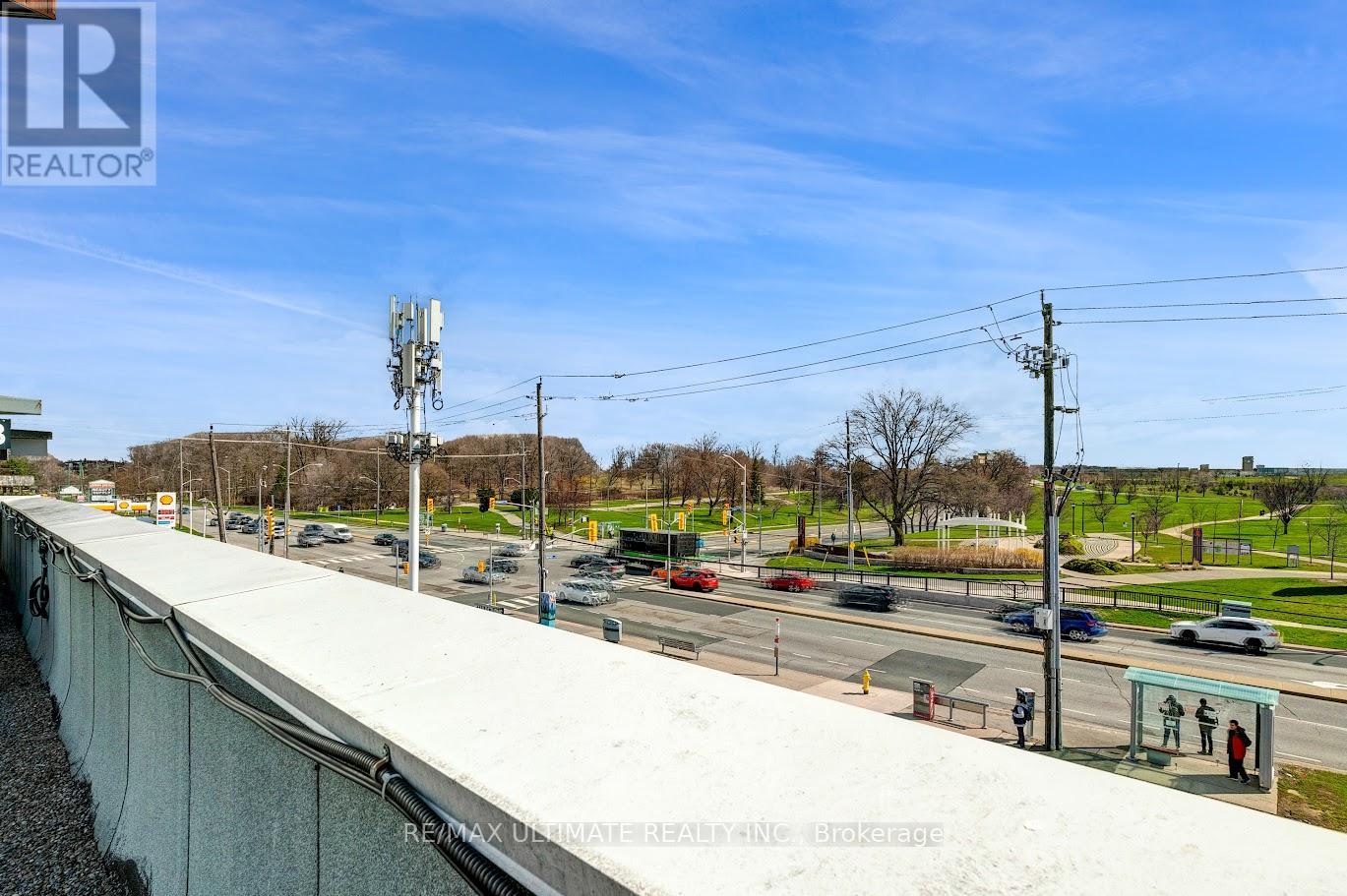 3320 Keele Street Property Photo 19