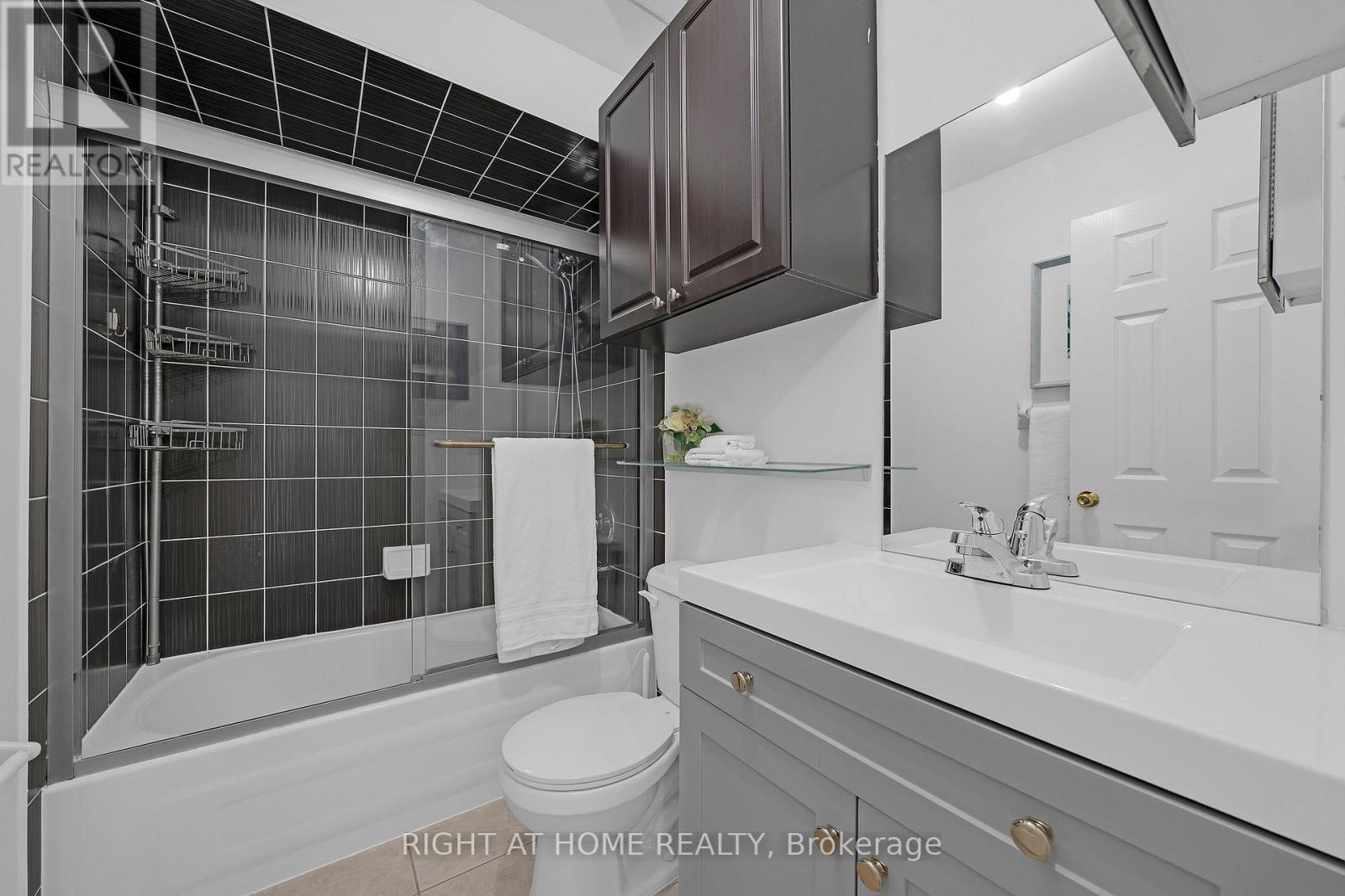 83 Odoardo Di Santo Circle Property Photo 29