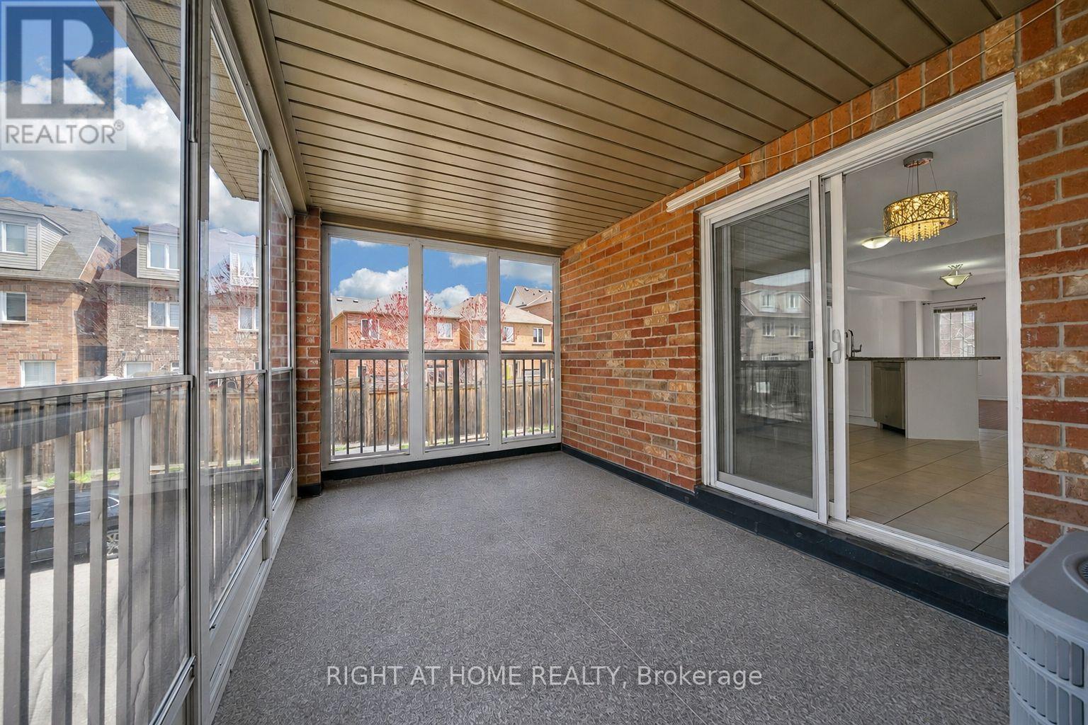 83 Odoardo Di Santo Circle Property Photo 31