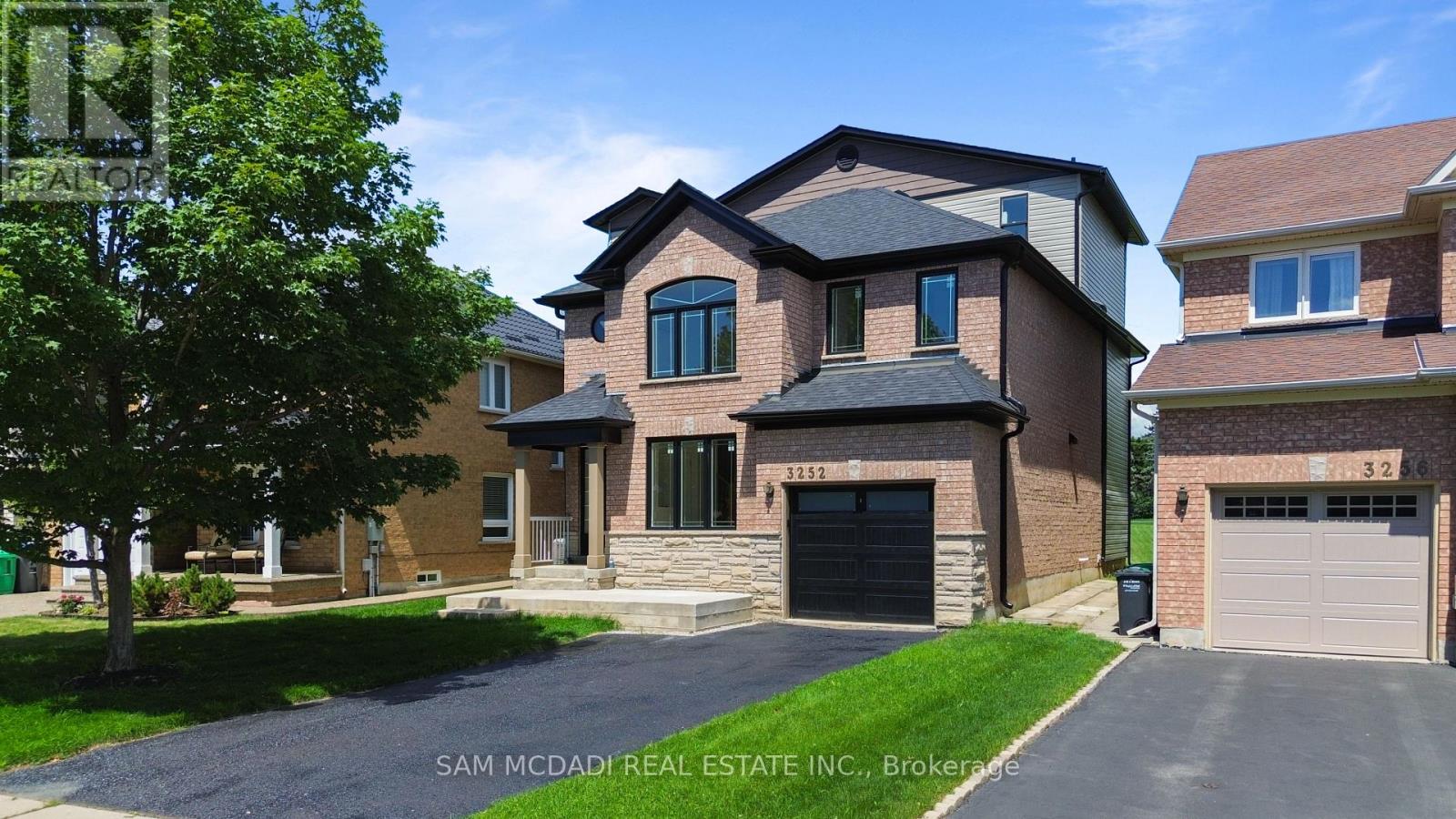 3252 HUNTERS GLEN Property Photo 1