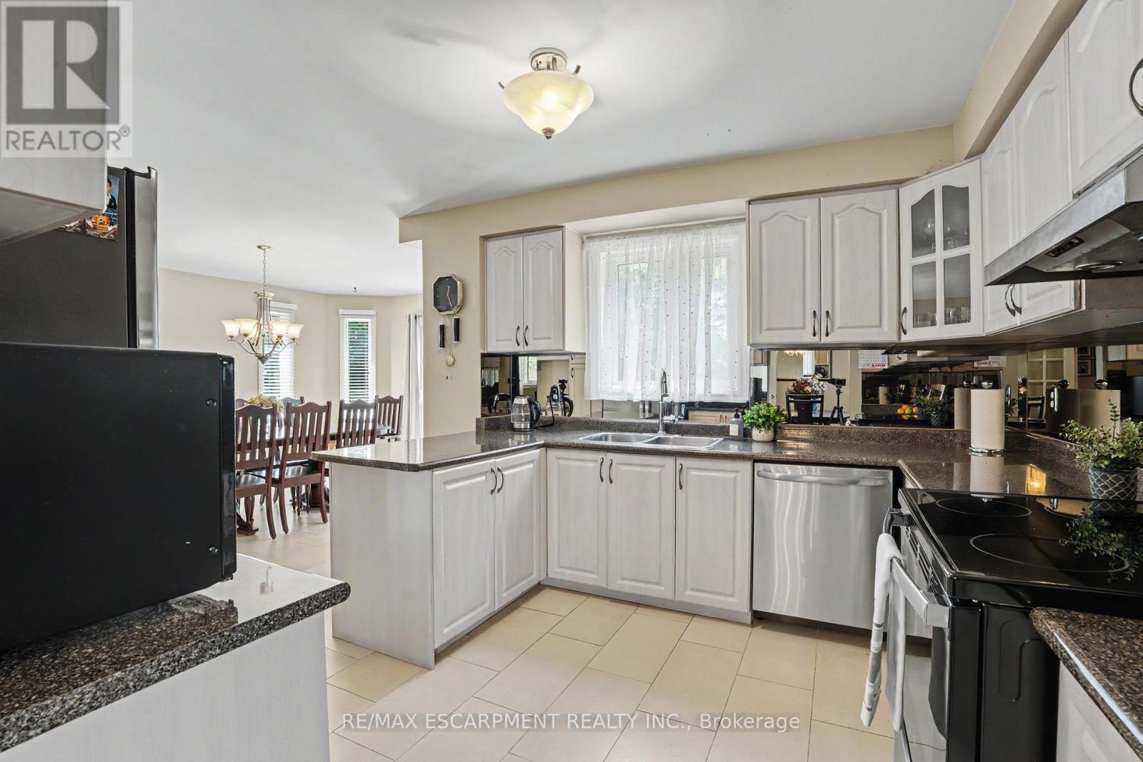5172 Hidden Valley Court Property Photo 14