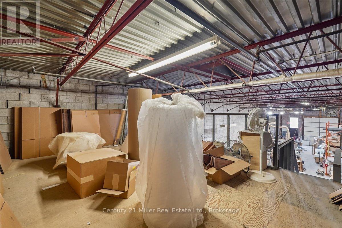11 - 5359 Timberlea Boulevard Property Photo 12