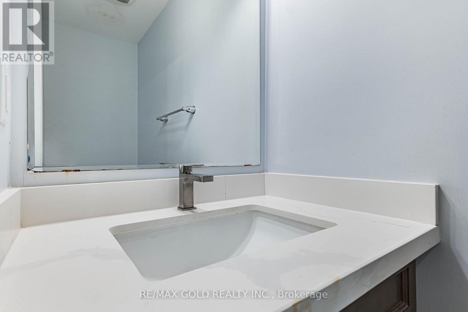 98 Bannister Crescent Property Photo 17