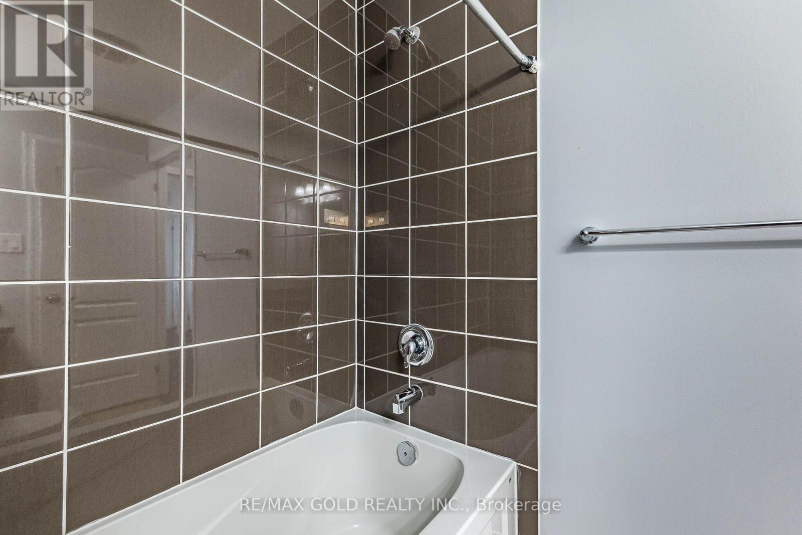98 Bannister Crescent Property Photo 44