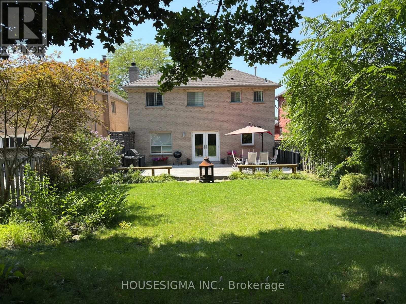 1475 Ravensmoor Crescent Property Photo 32
