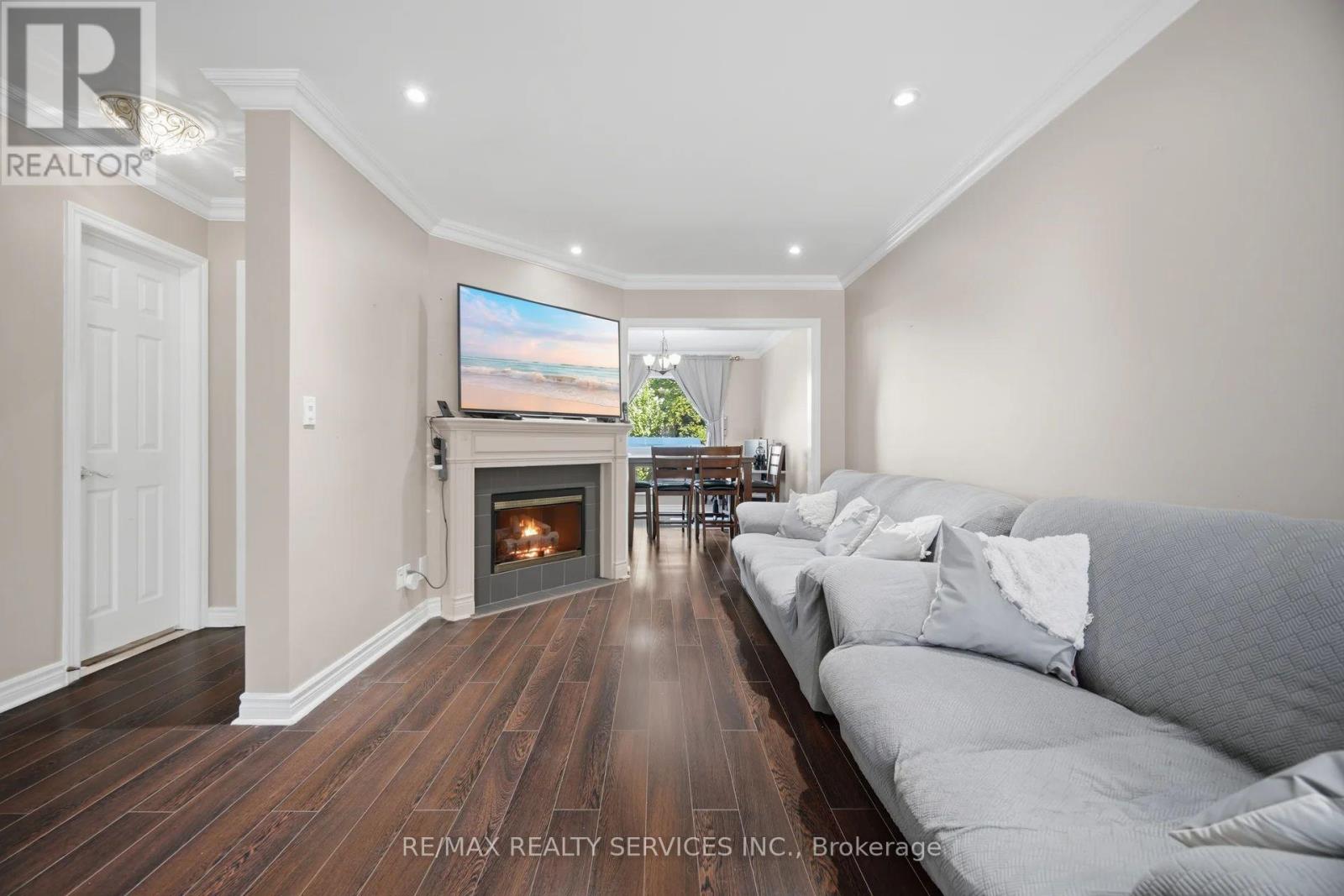 10 Hartnell Square Property Photo 6