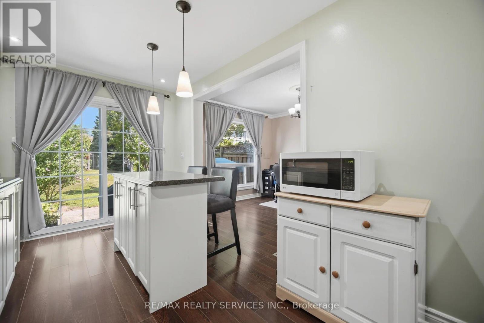 10 Hartnell Square Property Photo 10
