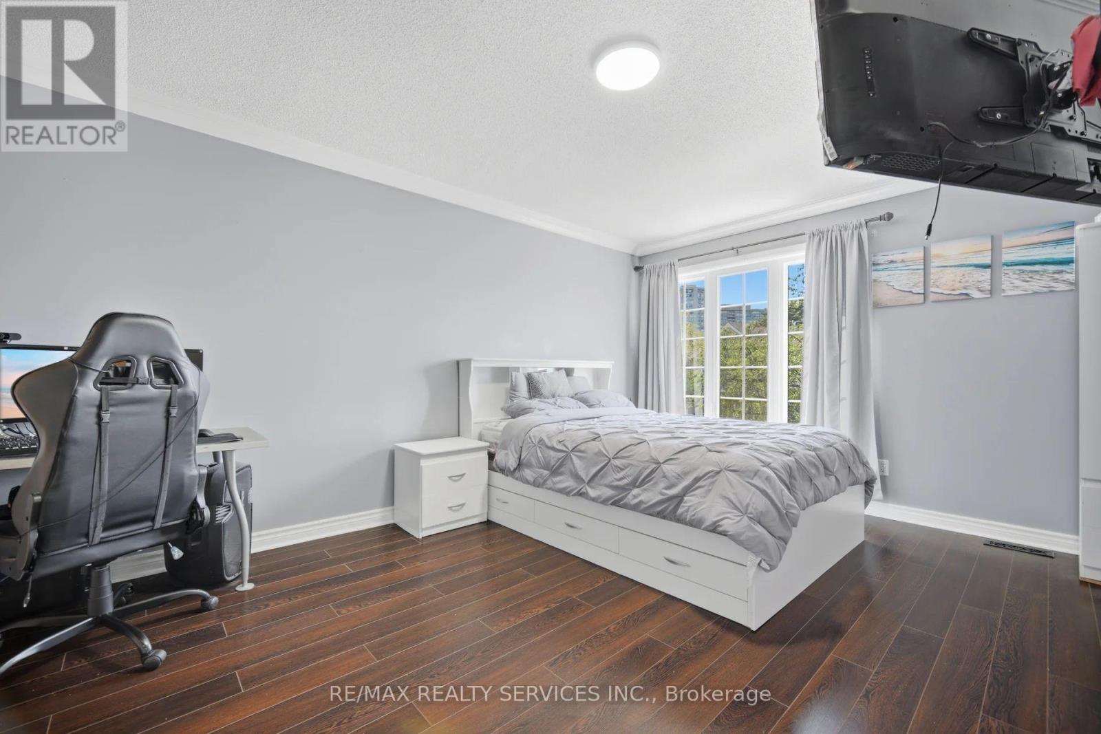 10 Hartnell Square Property Photo 15