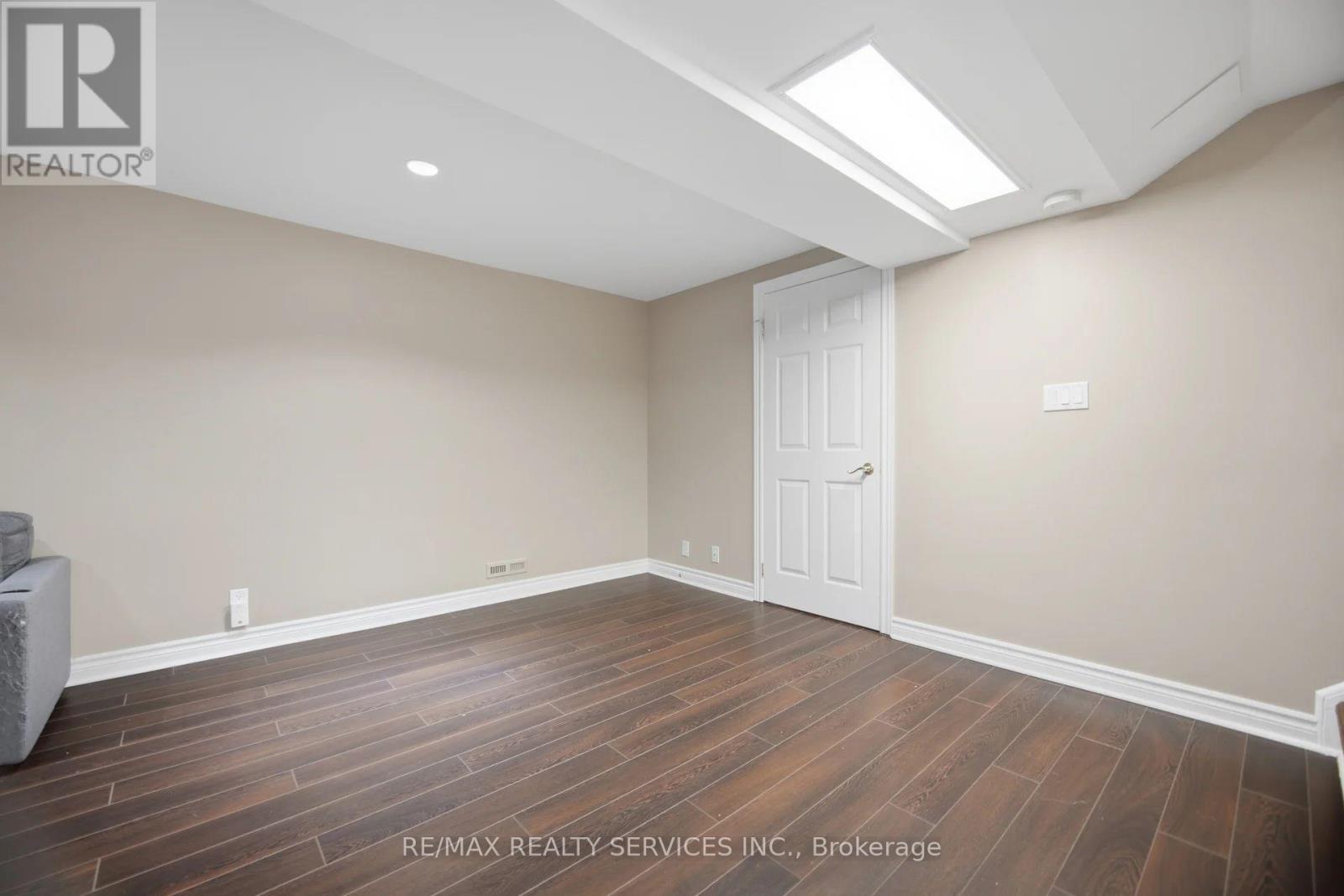 10 Hartnell Square Property Photo 23