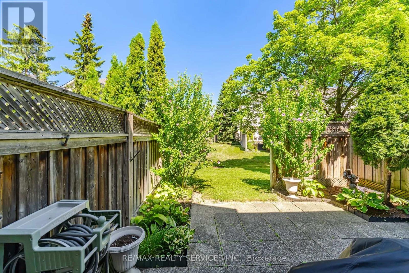 10 Hartnell Square Property Photo 30