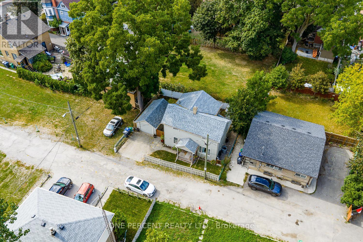 3 Bird Avenue Property Photo 32