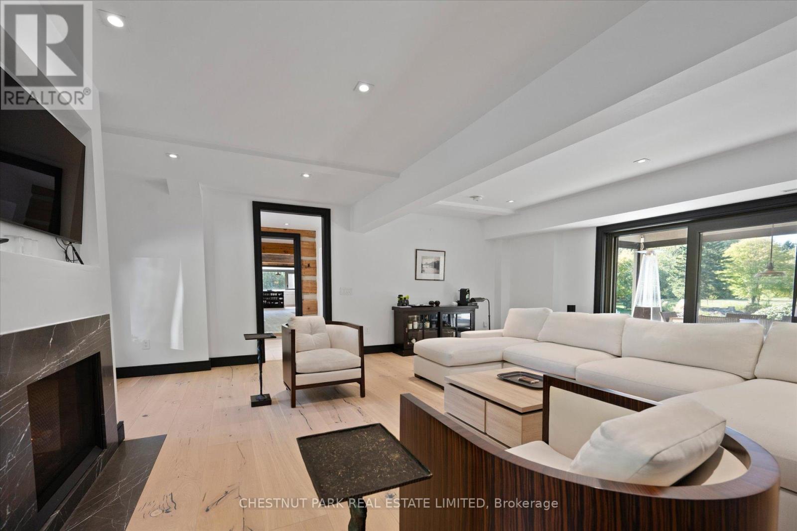 446 The Grange Side Road Property Photo 7