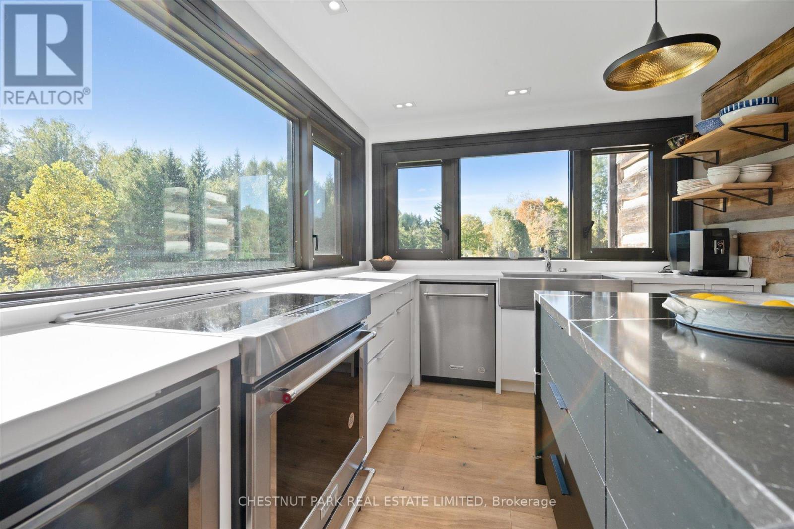446 The Grange Side Road Property Photo 15