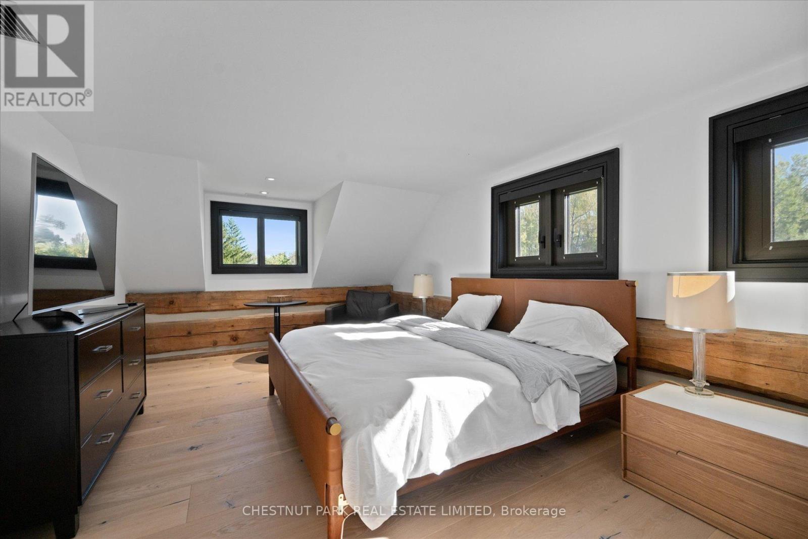 446 The Grange Side Road Property Photo 31