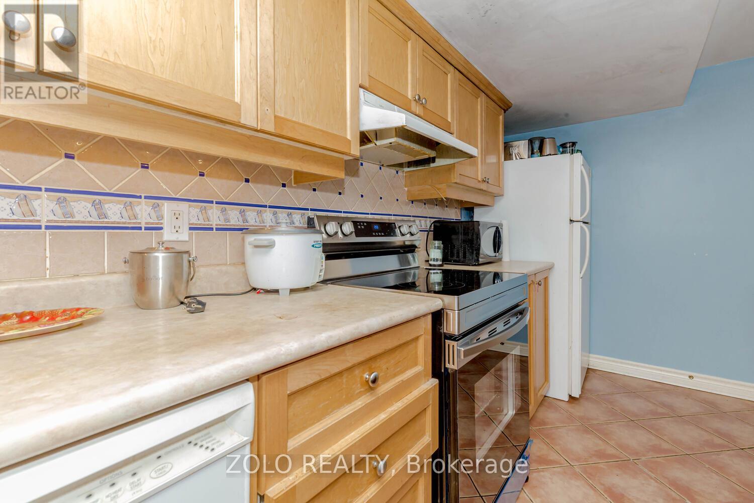 1474 Rosemanor Drive Property Photo 12