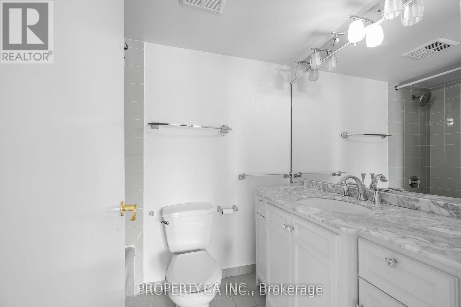 526 - 2267 Lake Shore Boulevard W Property Photo 26
