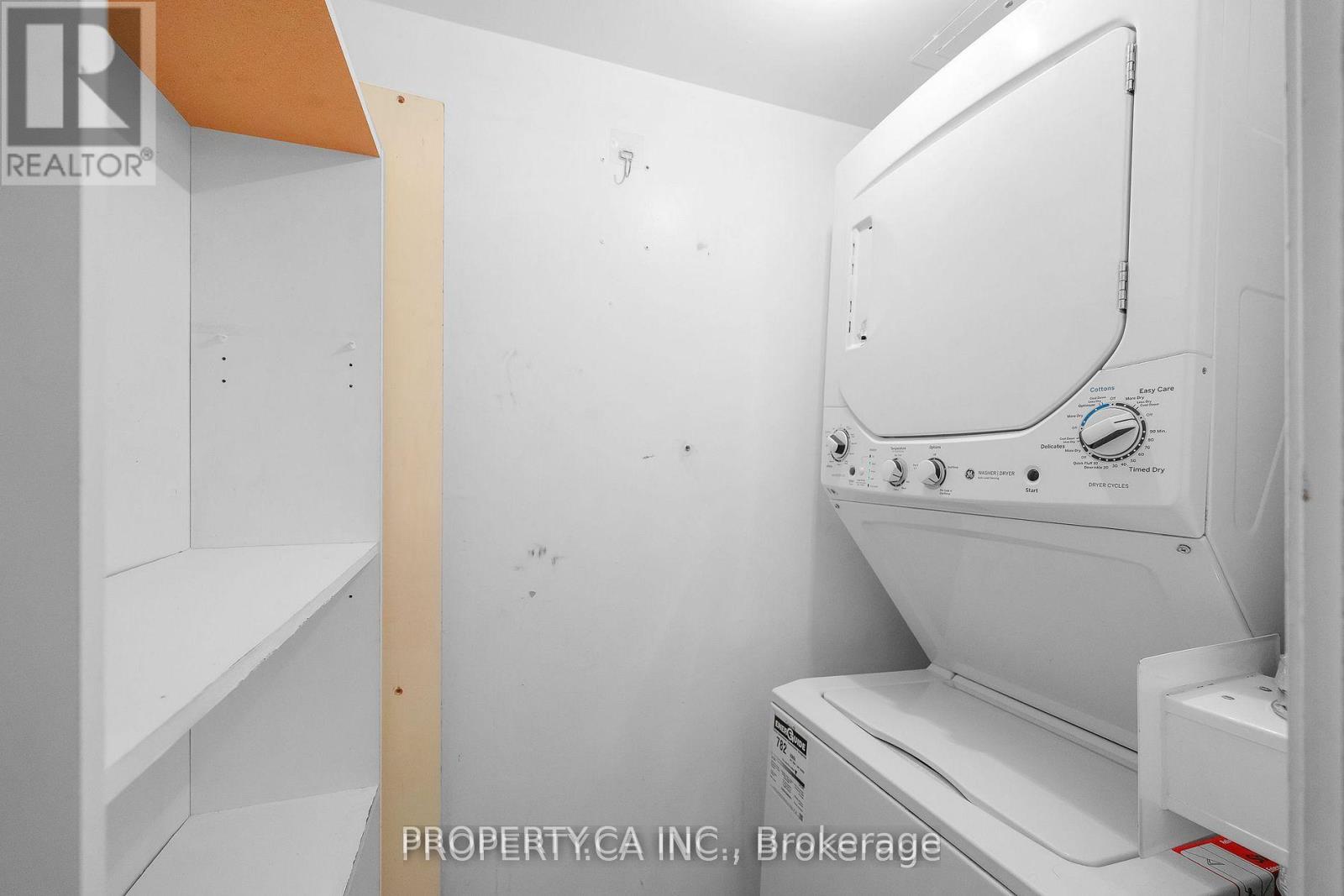 526 - 2267 Lake Shore Boulevard W Property Photo 28