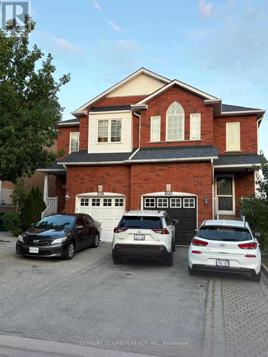 (UPPER) - 598 DOLLY BIRD LANE Property Photo 1