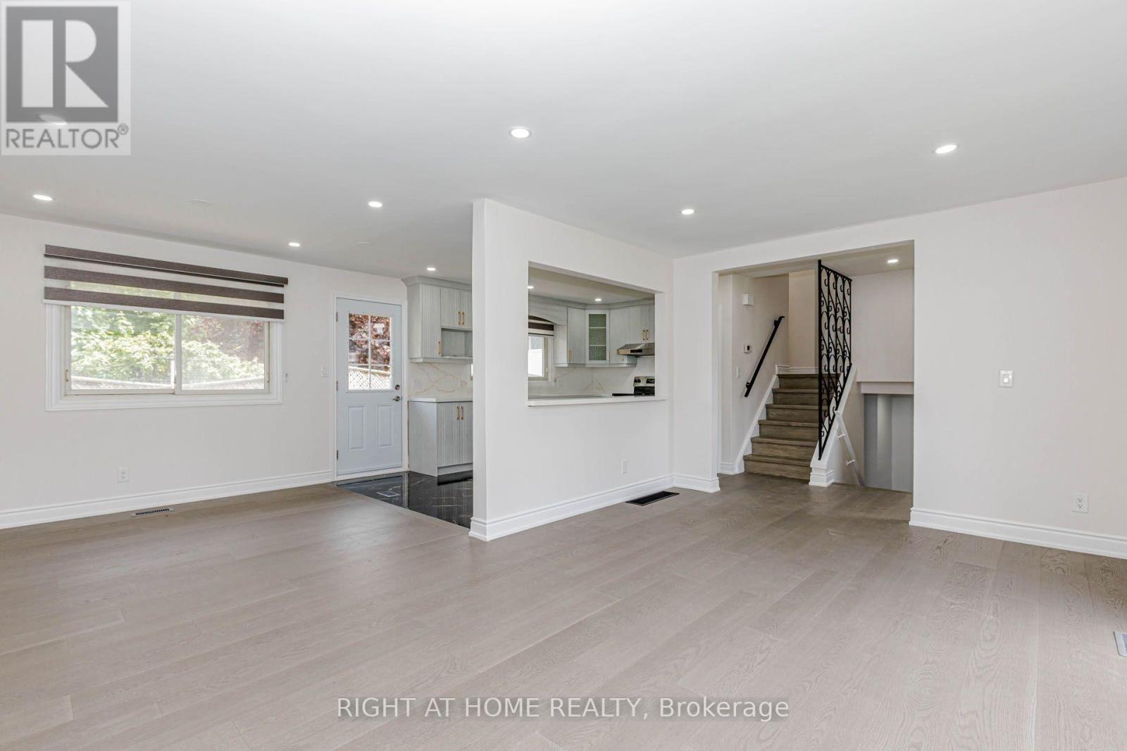 5154 New Street Property Photo 7