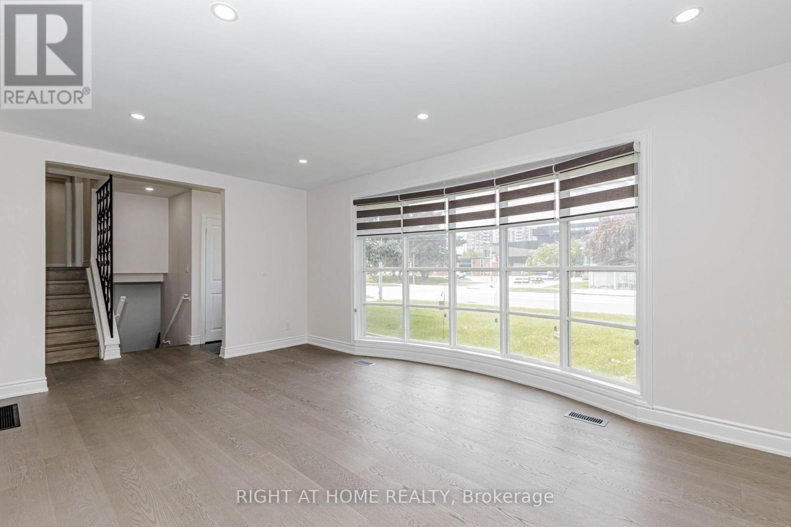 5154 New Street Property Photo 8