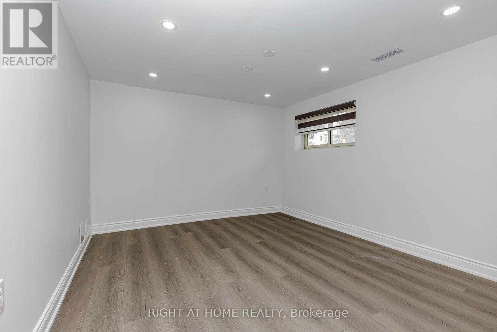 5154 New Street Property Photo 29