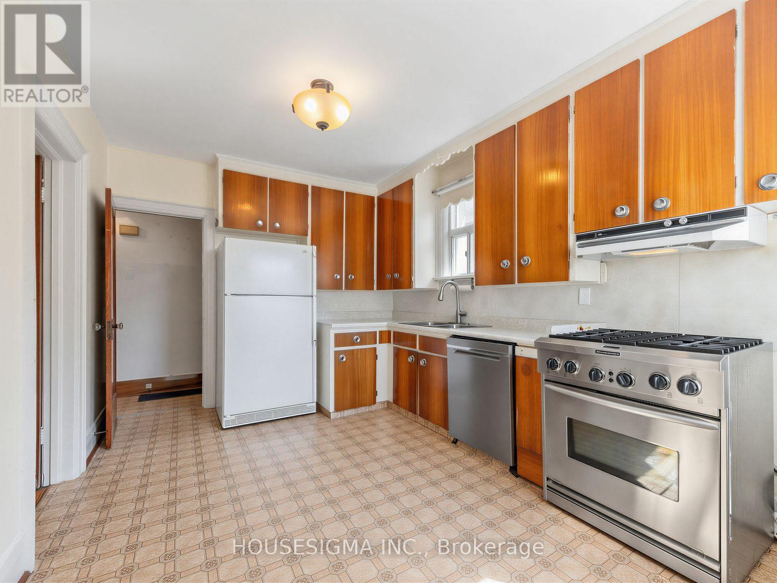 491 Hopewell Avenue Property Photo 2