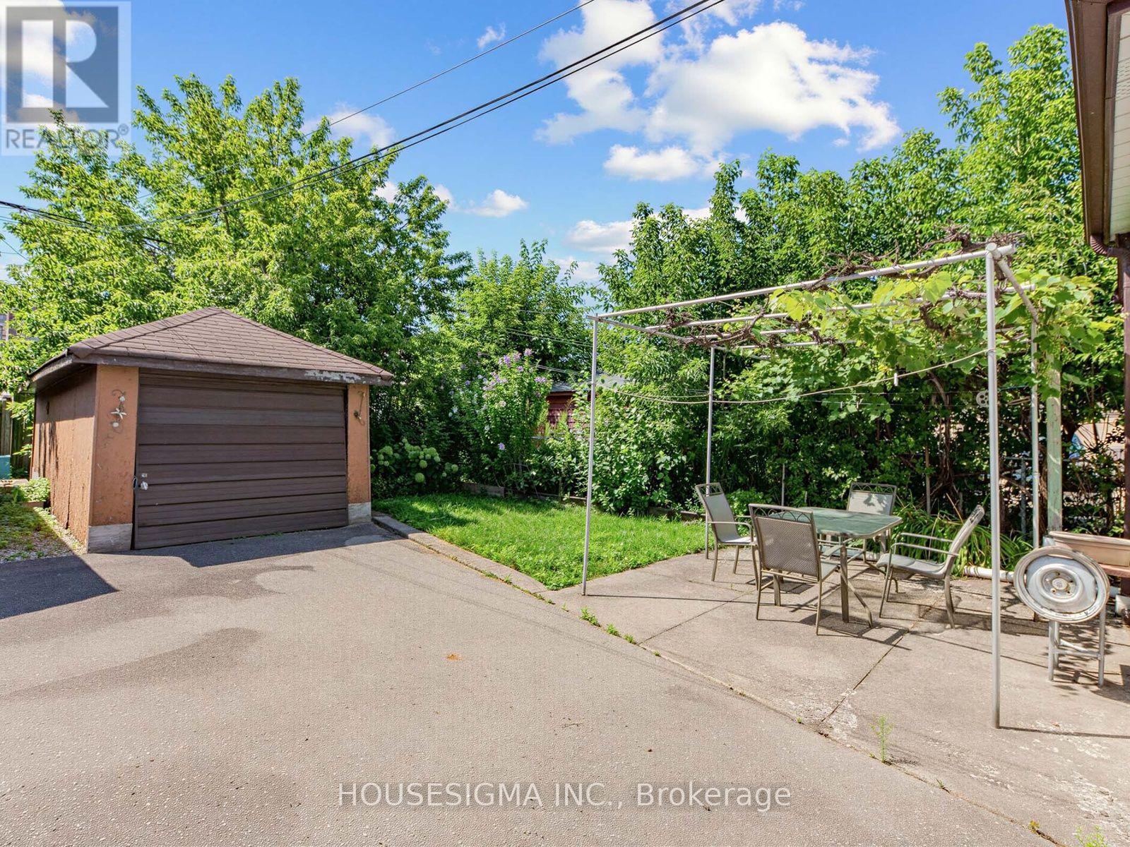 491 Hopewell Avenue Property Photo 4