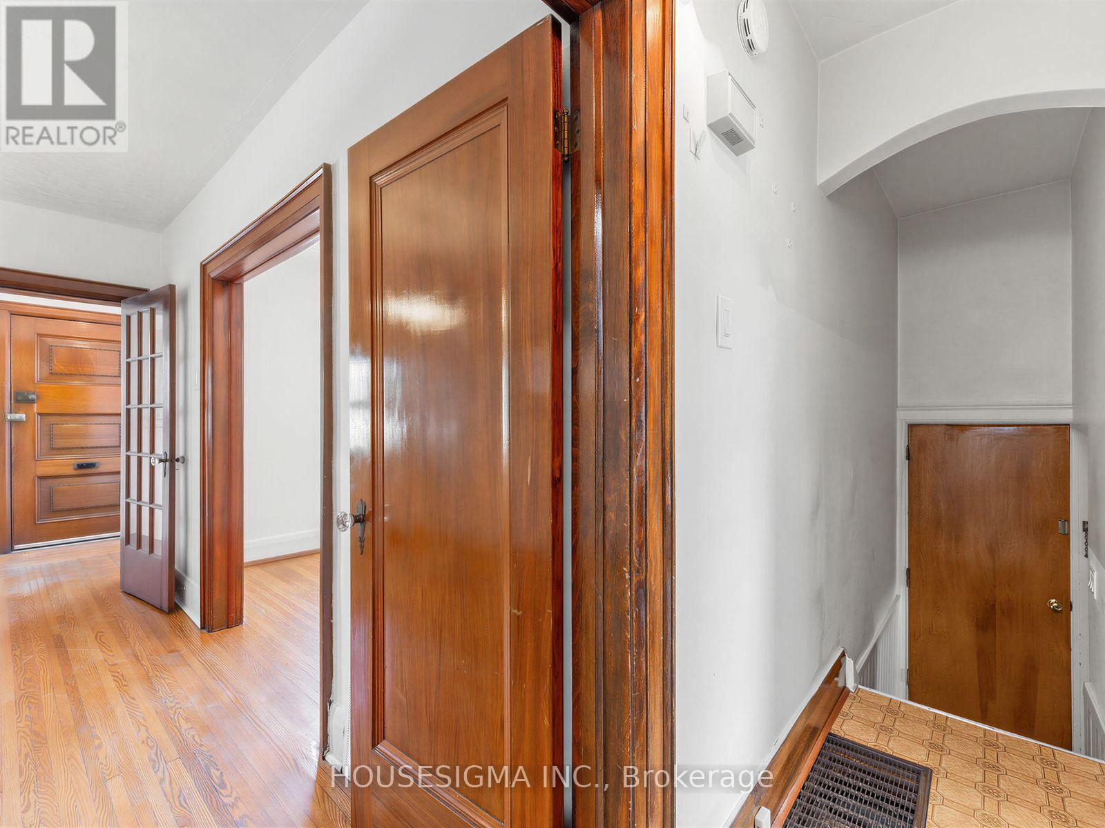 491 Hopewell Avenue Property Photo 16