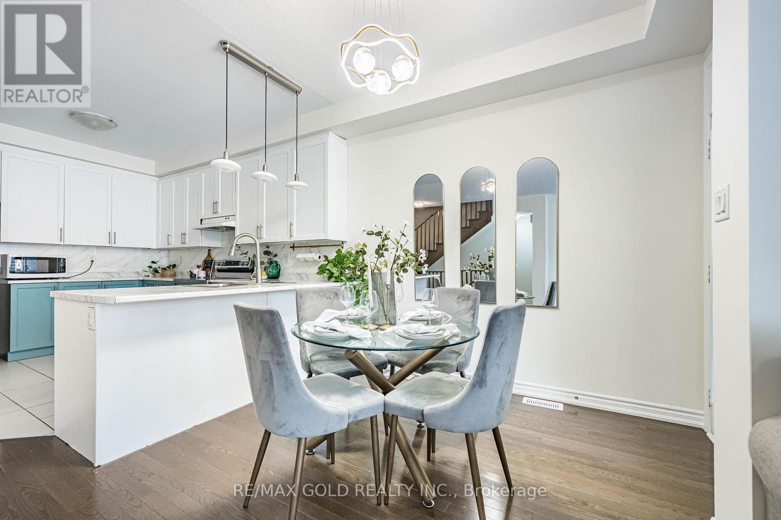 44 Donald Ficht Crescent Property Photo 23