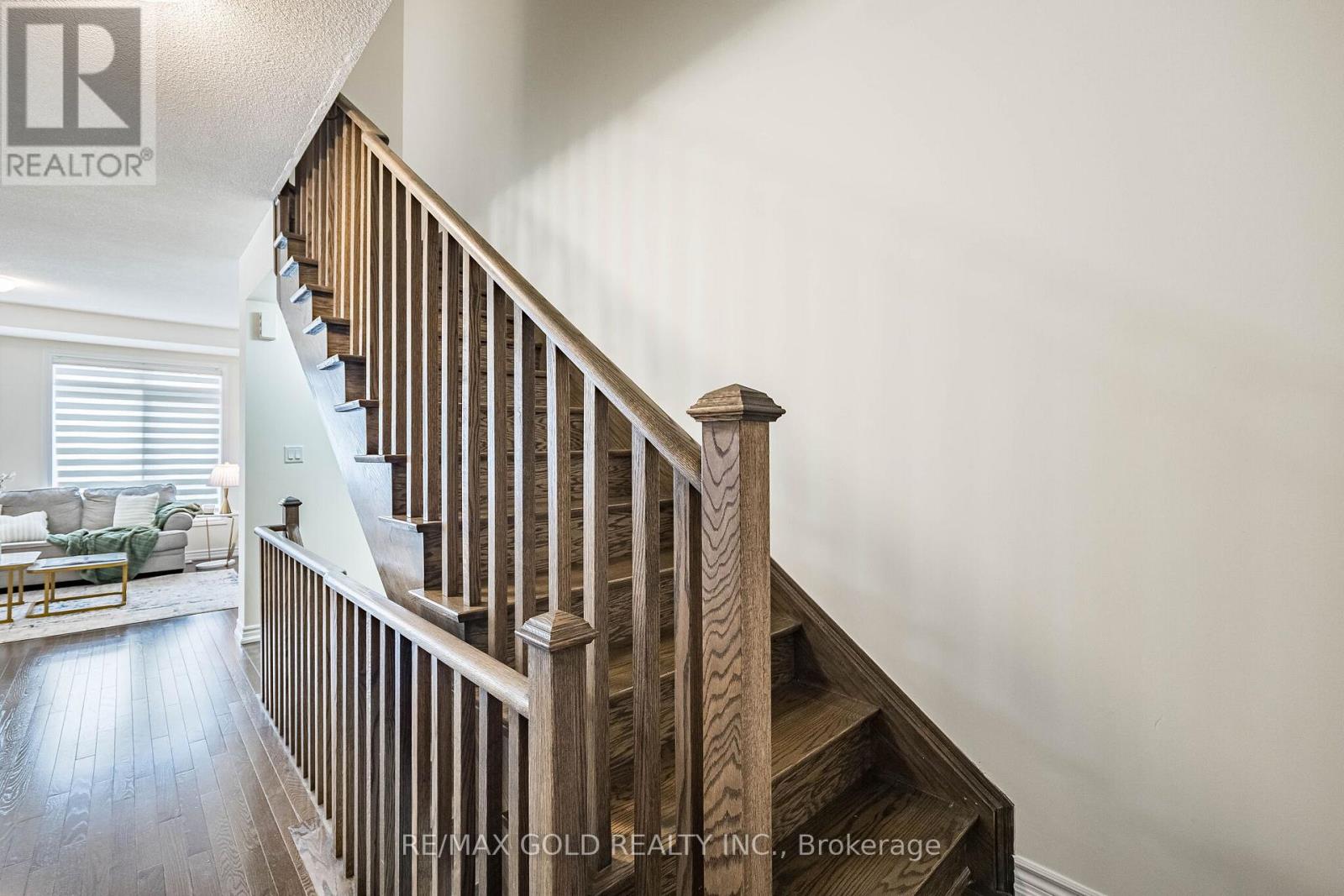 44 Donald Ficht Crescent Property Photo 30