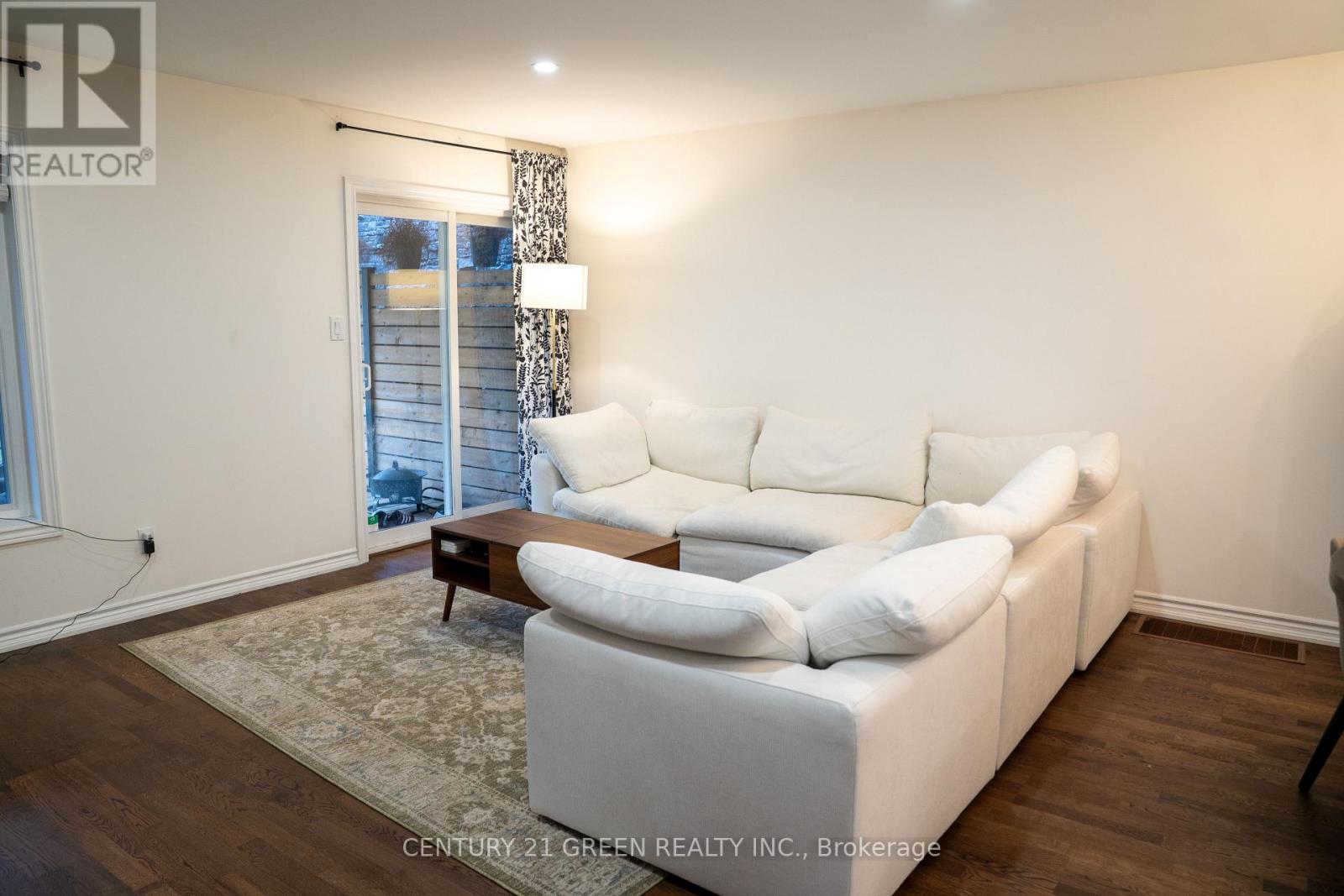 72 Grapevine Road Property Photo 11