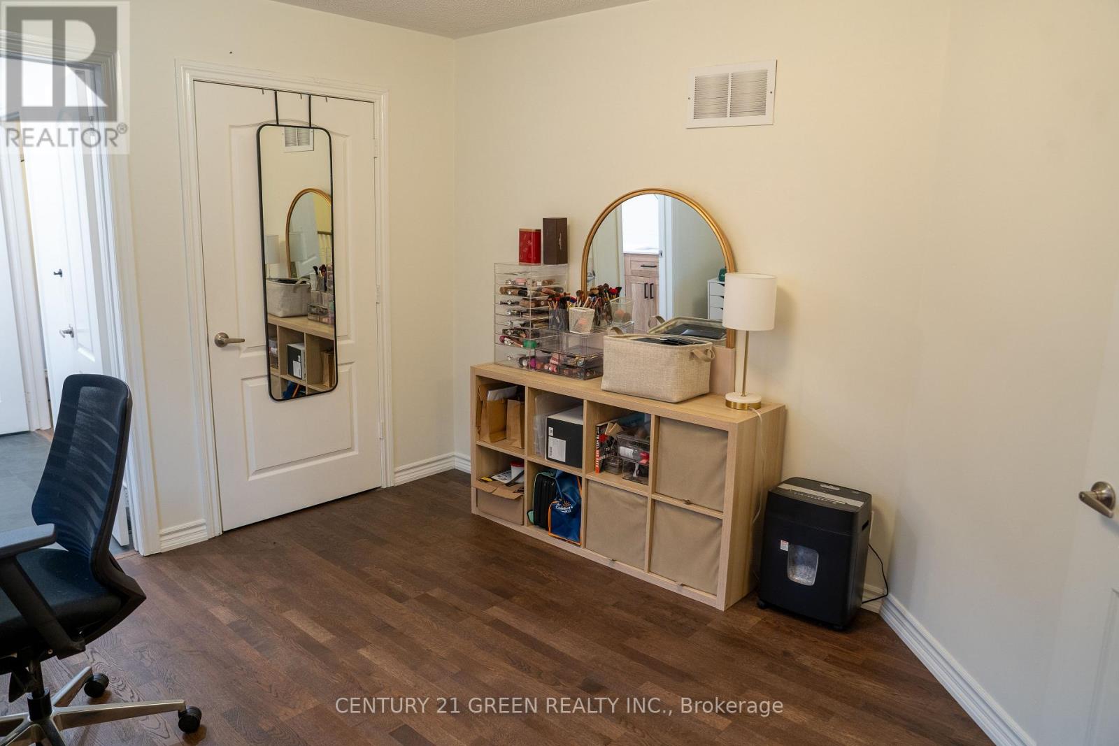 72 Grapevine Road Property Photo 14